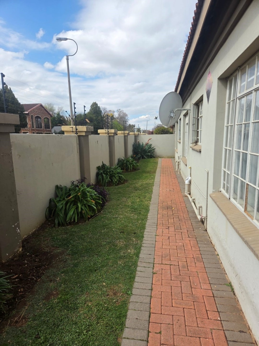 3 Bedroom Property for Sale in Flimieda North West